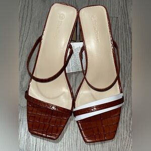 The Drop Avery Tortoise Shell Sandal Heels, NWT, Size 9.5